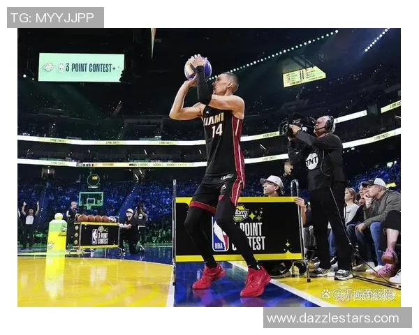 利拉德正式加盟热火队三首轮选秀权和希罗成交易筹码